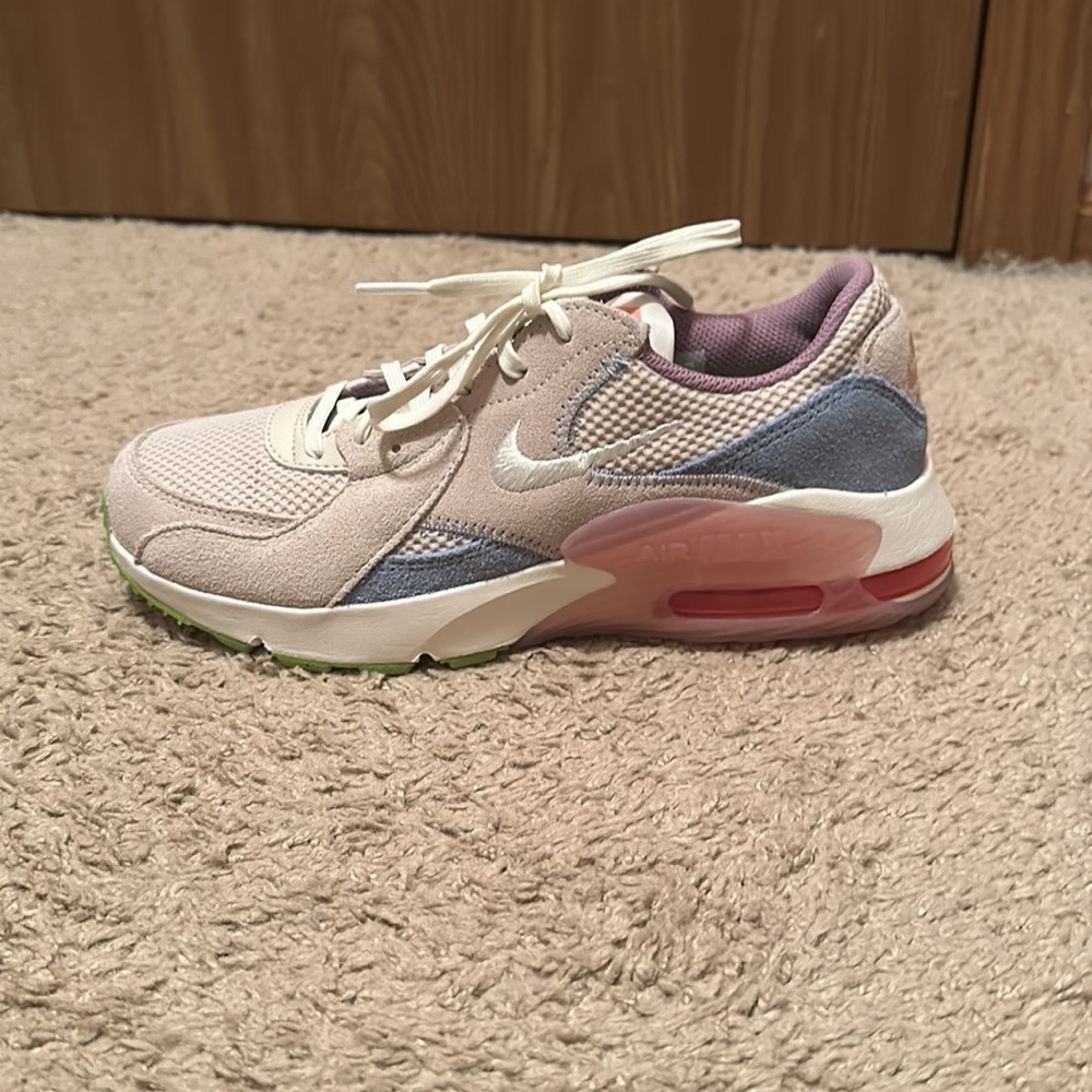 Discontinued Nike Air Max Excee